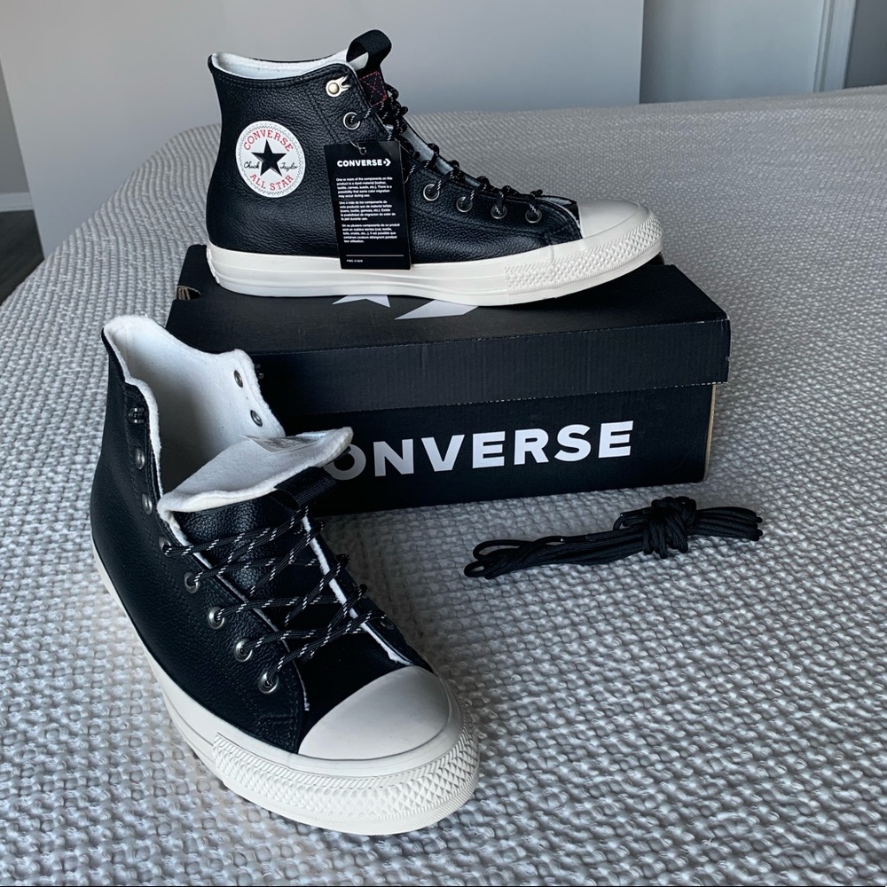 SOLD!! Converse Chuck Taylor All Star